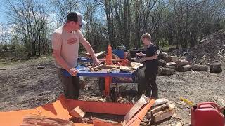 Saturday Wood Splitting ASMR with Andrew Easton, Jackson & Angus | Eastonmade Apex Log Splitter