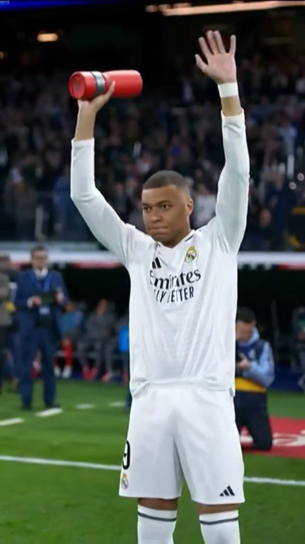 MBAPPÉ POTM ??