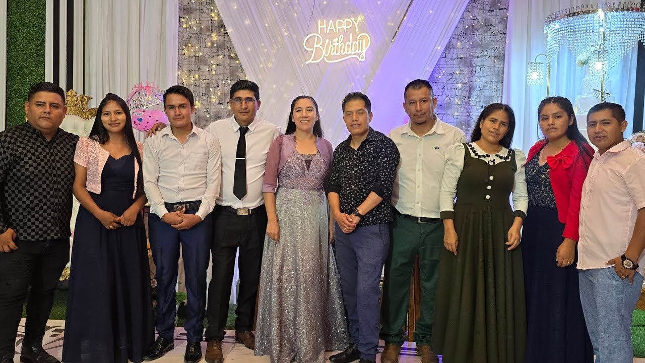 Celebrando mi cumpleaños /Digna Meza/ (en vivo)