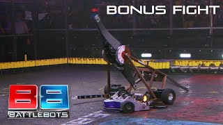 The Tires! GO FOR THE TIRES | BattleBots Bonus Fight: Retrograde vs. Mammoth | BattleBots