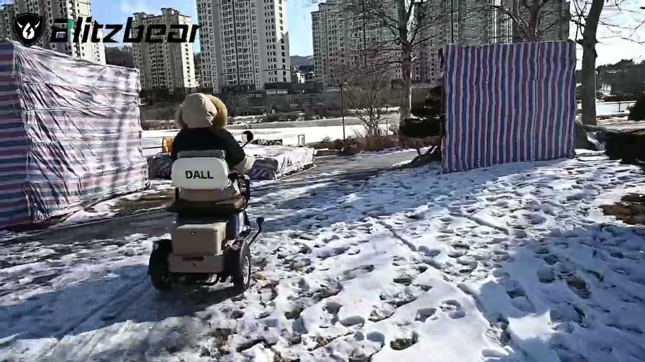 Tech-Savvy Trike Adventures!