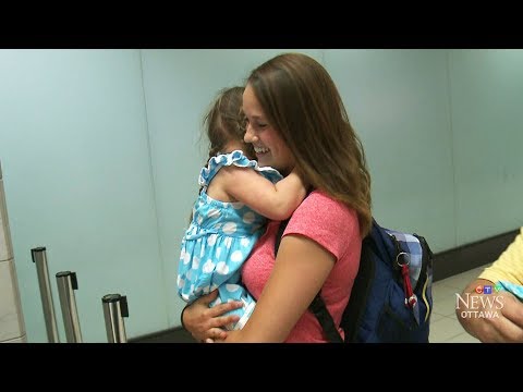 Video Emotional reunion: Girl meets woman who saved her life - youtube