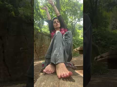 Woodland  grounding gratitude
