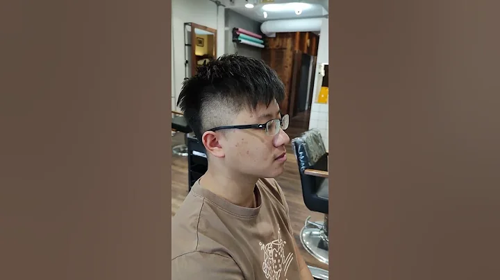 盐系男大变身头型脸型都帮你处理好剩下体型要靠自己努力#男士剪发色 #南崁剪发 #桃园剪发#menstyle #menshair  #menshaircut - 天天要闻