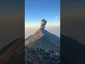 Volcán en Erupción - Guatemala