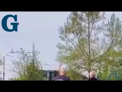 Video Omicidio a Padova, uomo trovato morto con ferite da punta e taglio su torace, collo e volto