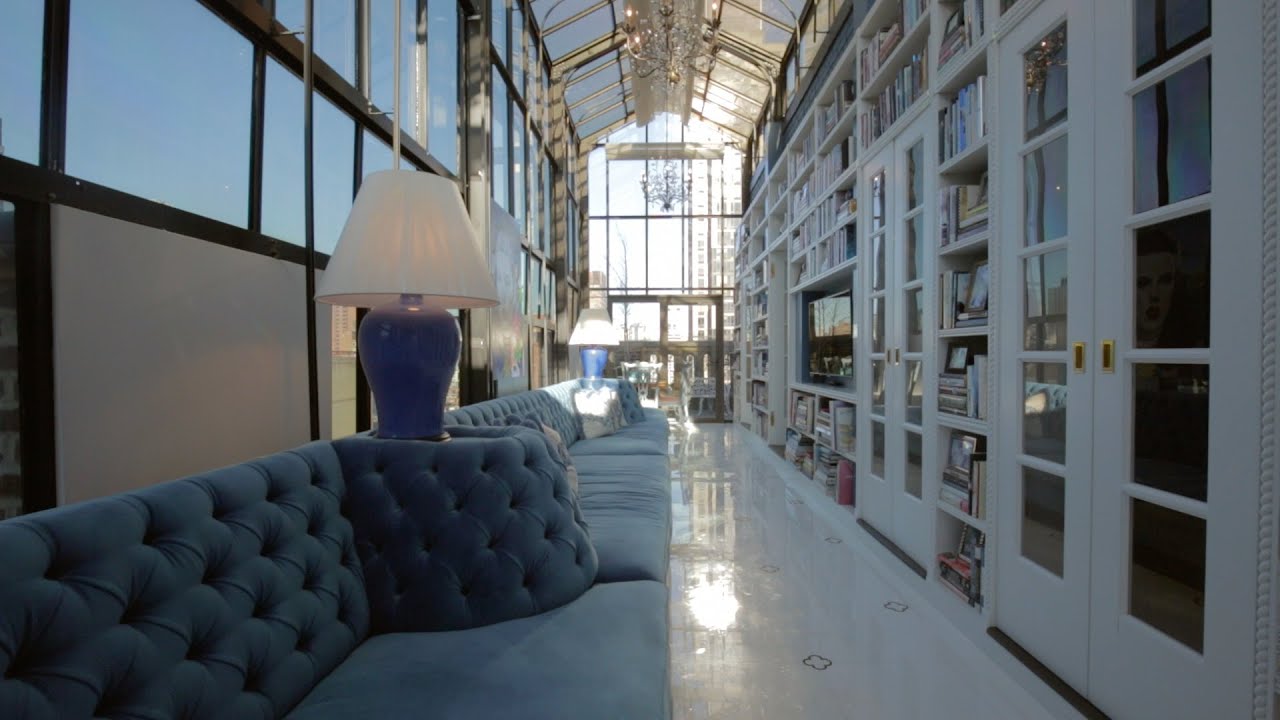 A Colorful Pre-War Penthouse