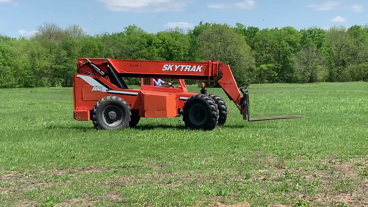 2010 JLG SkyTrak 8042 4x4x4 Telescopic Forklift