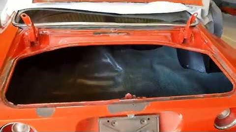 New Trunk torsion bars/springs installed, with home made spec. tool for easy install. Episode 10