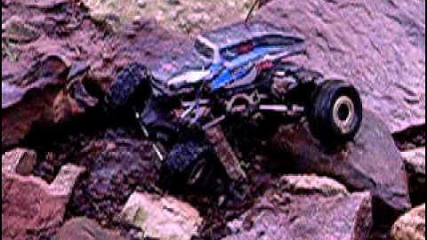 rs10 rockcrawler in water