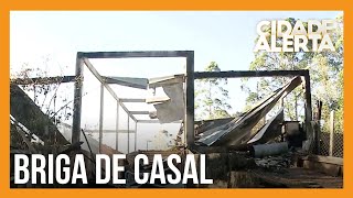 Briga de casal termina em tiros e casa incendiada no Paraná