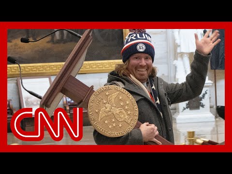 Lawyers defend man in Capitol riot photo: He wasn't violent