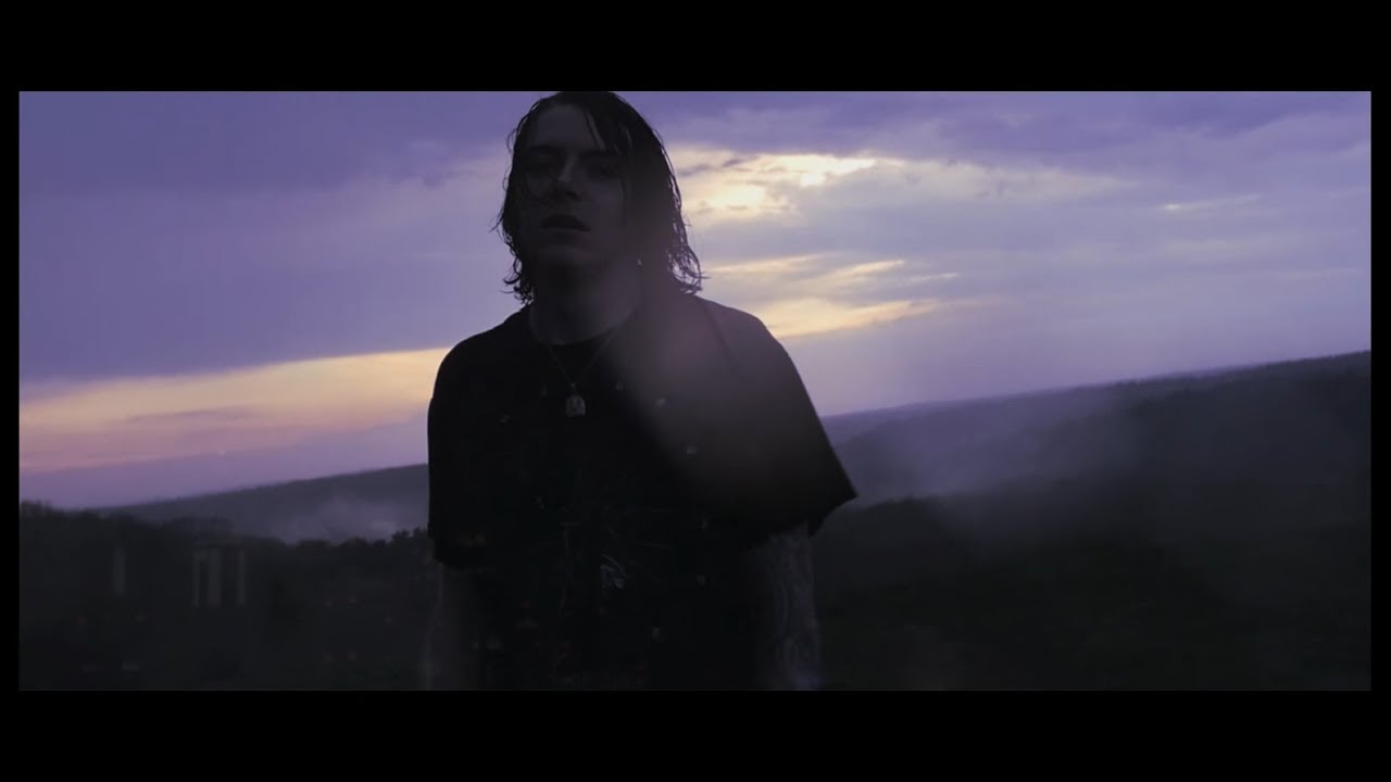 Guarda GRAFI - Stratokumuli (prod. KCVS) su YouTube Guarda GRAFI - Stratokumuli (prod. KCVS) su YouTube