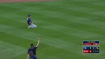 TB@BOS: Dickerson lays out for a spectacular catch