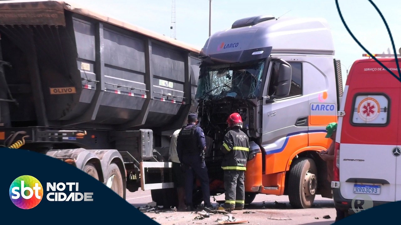 AO VIVO ACIDENTE ENVOLVE DOIS VEÍCULOS DE CARGA NA MT 140