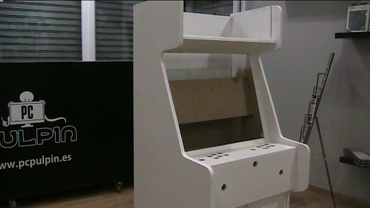 Montaje de máquina arcade