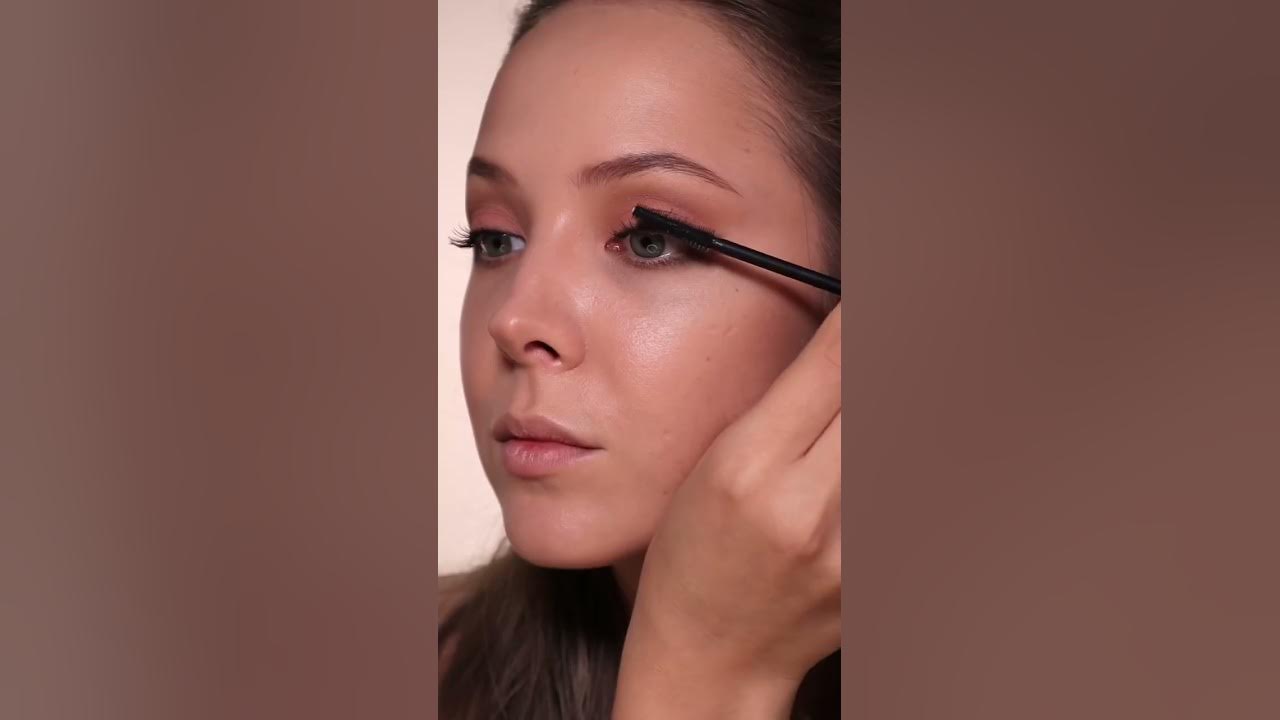 Макияж Эды💕 Как вам? - YouTube