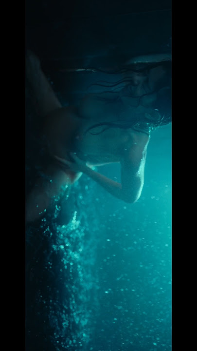 Nowhere Movie Babybirth scene in middle of Ocean 😯😯 #shortsvideo #shorts #short #hollywood #nowhere