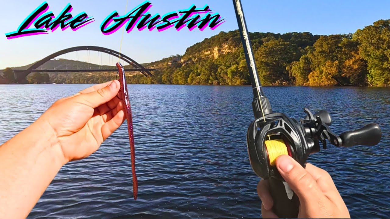 Throwin' Big Worms for Fall Bass on Lake Austin!! | Texas Kayak Fishing