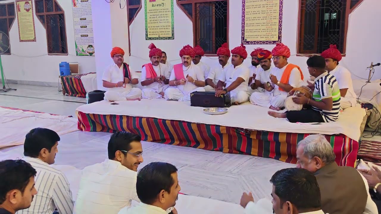 महाशिवरात्रि पर पर पारसीगुटा वडेर में भजन जागरण श्री कृष्ण भजन मंडली हैदराबाद के द्वारा प्रस्तुति