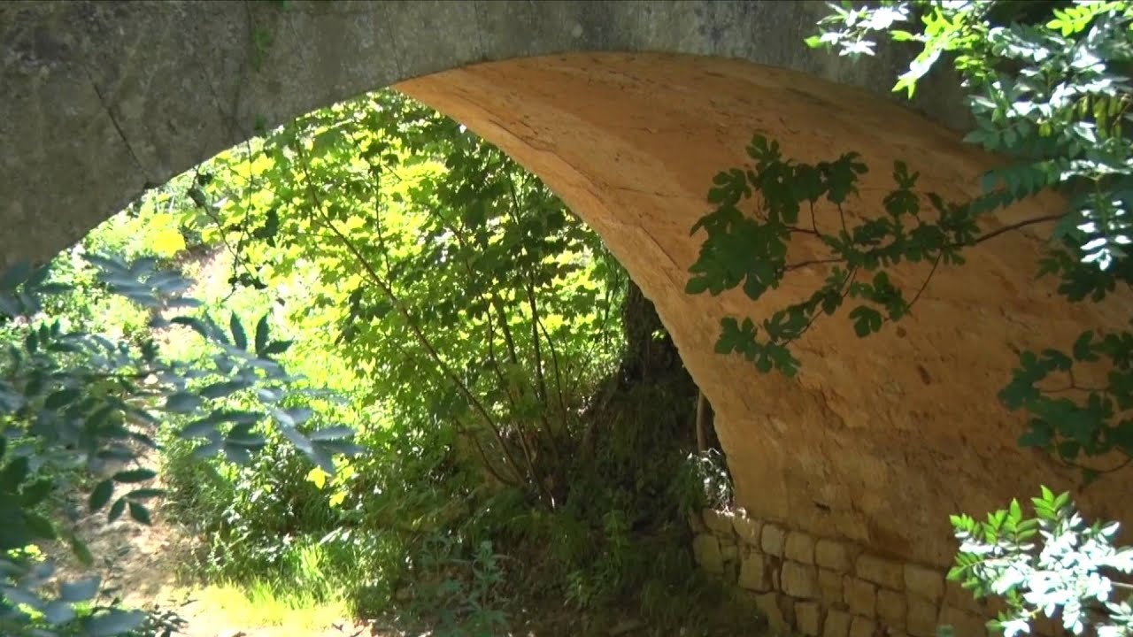 Présentation du Camping Colorado à Rustrel