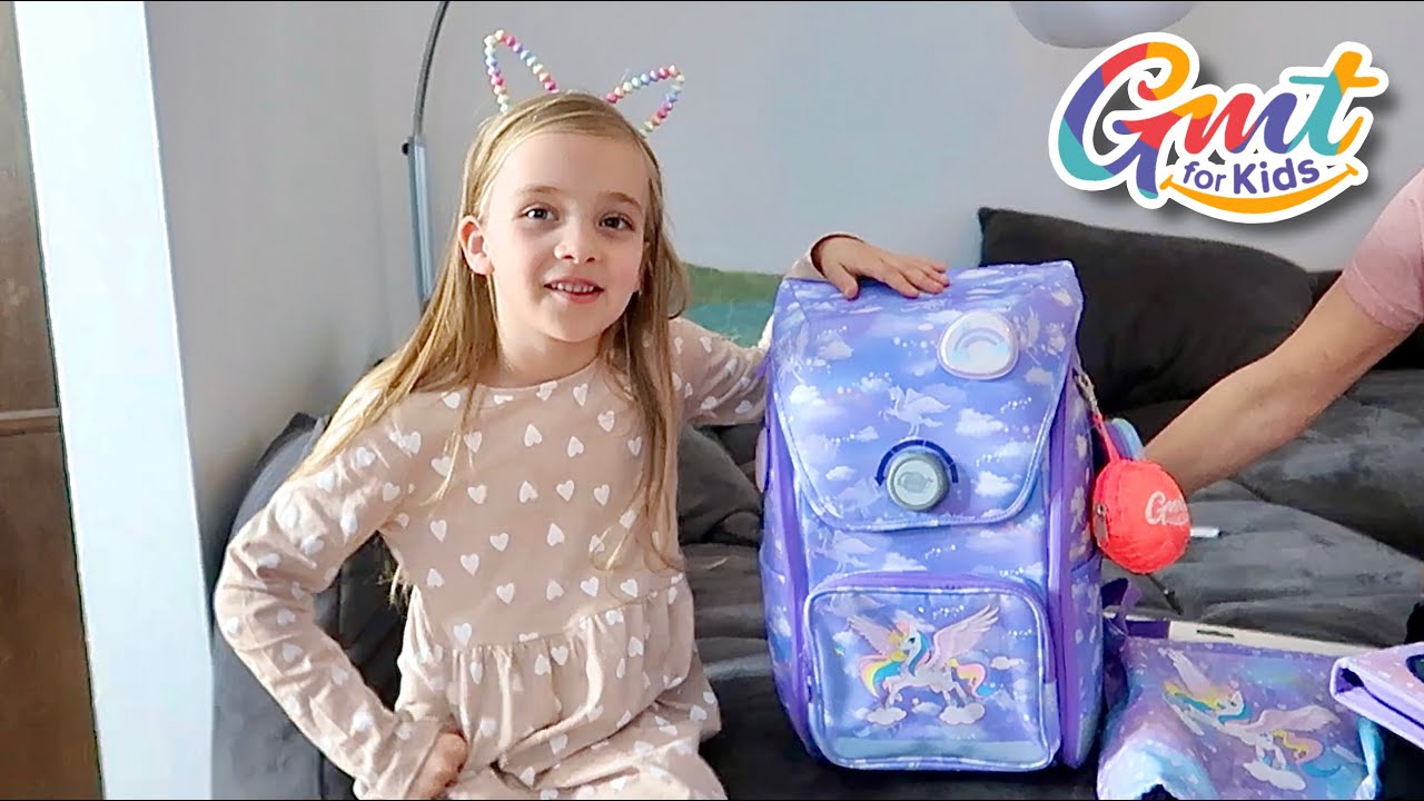 Paulina testet einen neuen Schulranzen | GMT For Kids