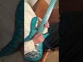 Bass riff that everyone likes