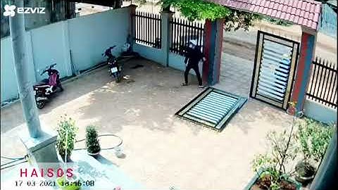 Vợ bầu vác rựa giải cứu chồng bị trộm chống cự