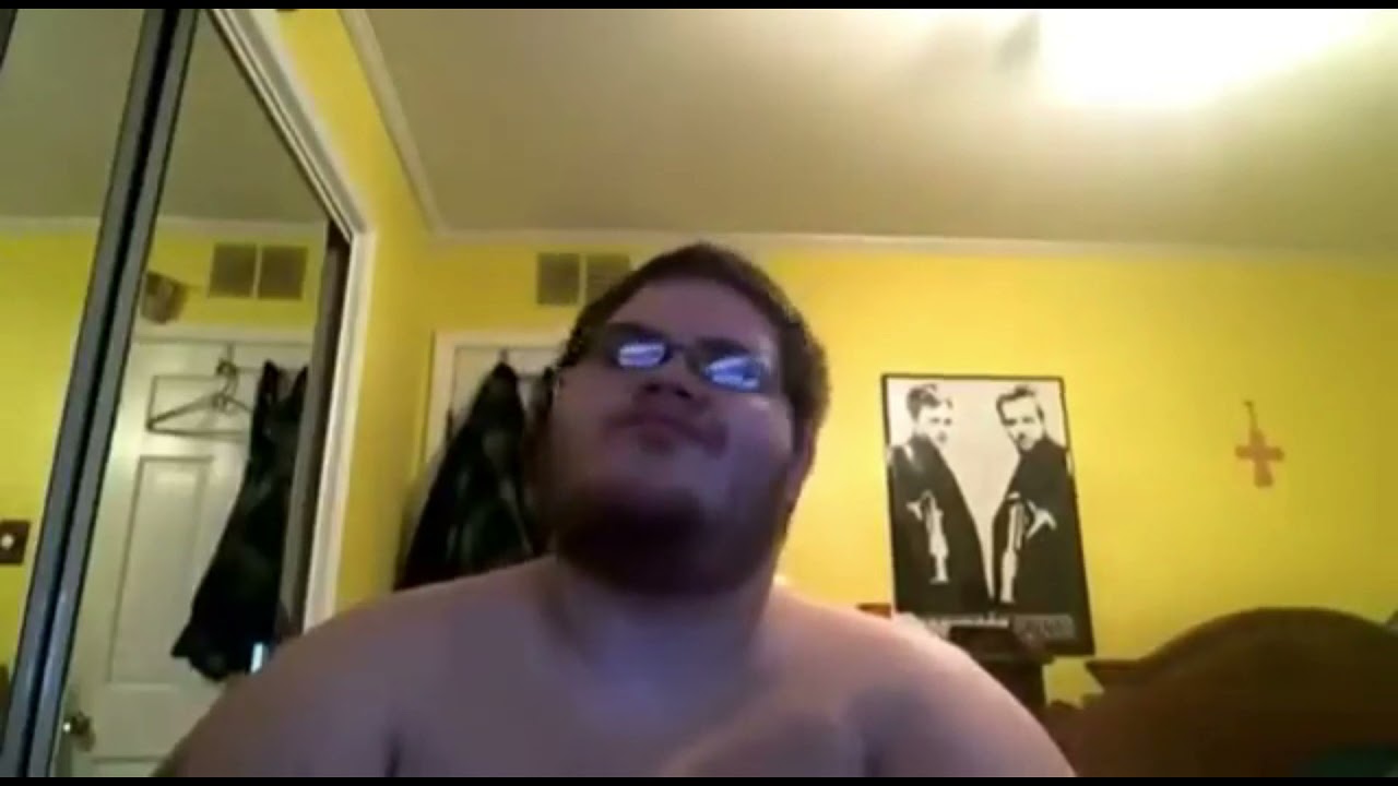 CICCIO CHE BALLA CON LA SUA PANZA