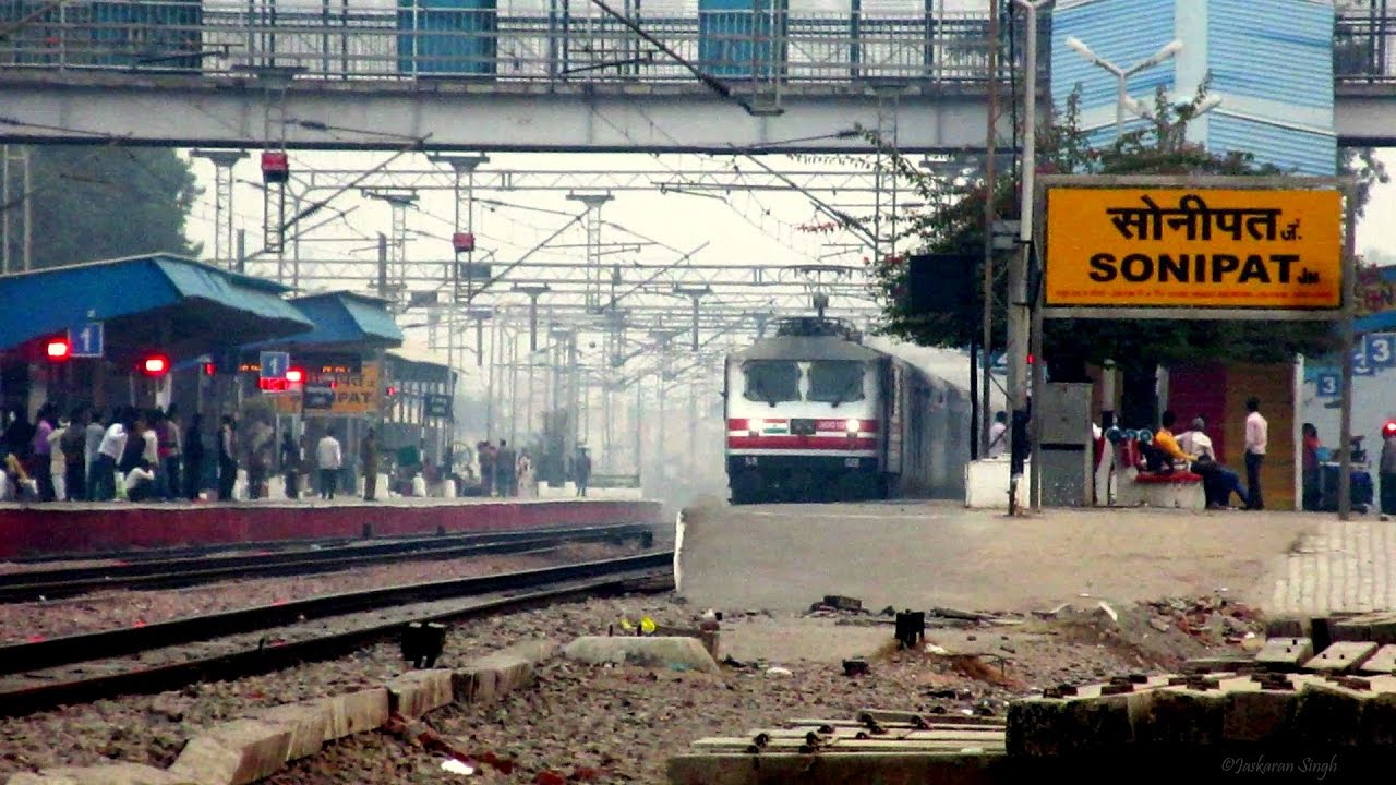 Sonipat Lambasted as WAP-5 Amritsar Shatabdi and WAP-4 Shri Shakti Tear Past at Full Pace !!! - YouTube