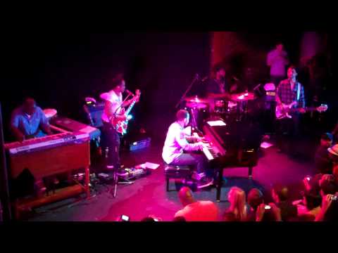 JL And The Roots About To Tear It Down At The Troubadour, Los Angeles