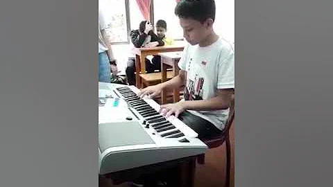 Pehla Nasha  on Keyboard By Master Sachit Thapa Student of The Fusion World School