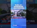 馮迪索上身 偷車賊狹路遇警 一路倒車落跑秀車技 玩命關頭 警匪追逐 馮迪索上身 偷車賊狹路遇警 一路倒車落跑秀車技 玩命關頭 警匪追逐