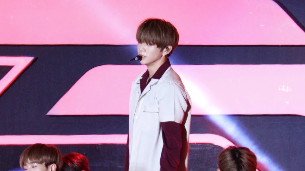 170930 워너원(Wanna One) - 활활 (Burn It Up) 강다니엘 직캠(Kang Daniel Focused) [피버페스티벌] 4K 직캠 by 비몽