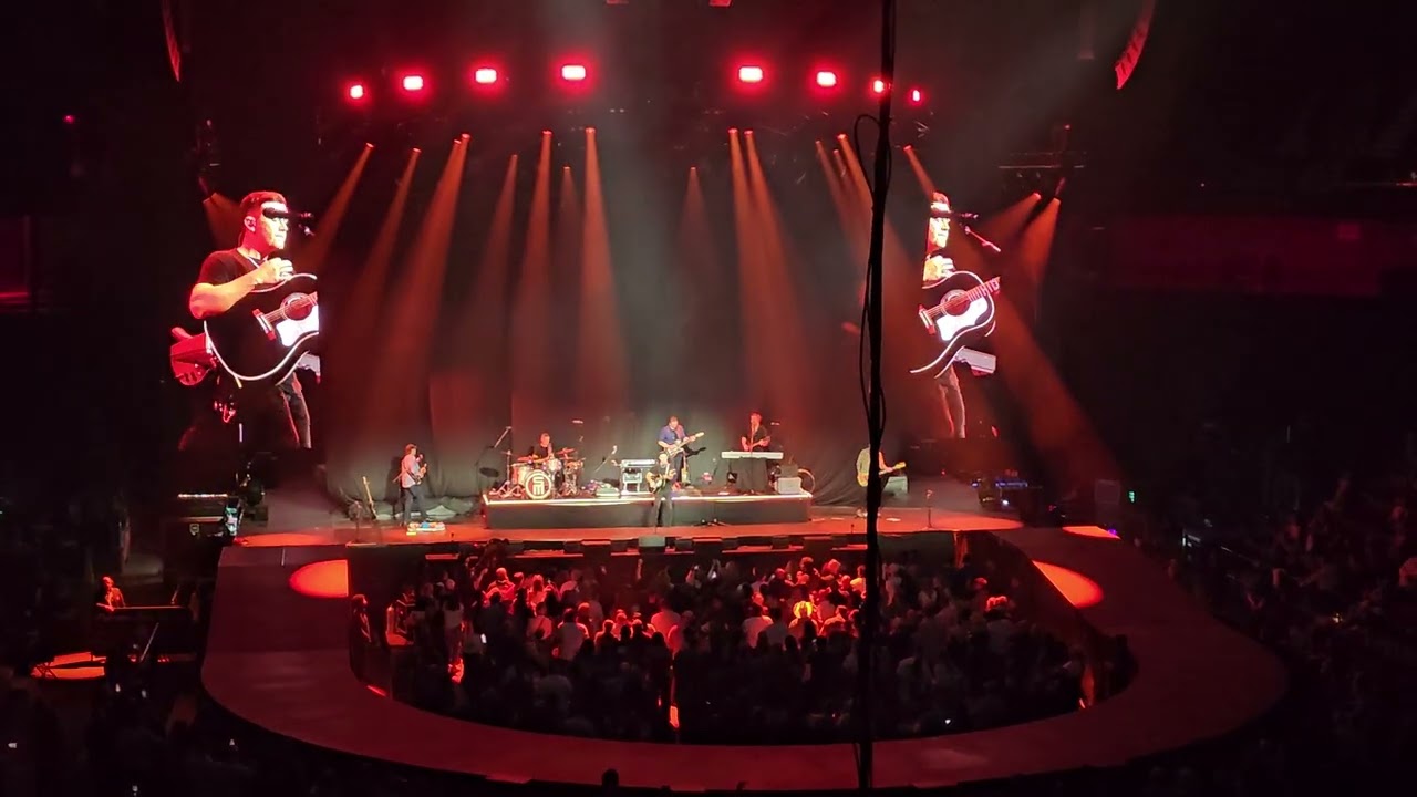 Scotty McCreery - I Won't Back Down (Tom Petty Cover)(live at Mohegan Sun May 3, 2025)