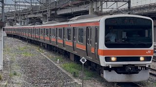 【209系M75編成  OM入場回送（車体保全）】JR東日本209系500番台ｹﾖM75編成が回送電車として大宮駅13番線に到着停車するシーン（回8376M）2025.8.13
