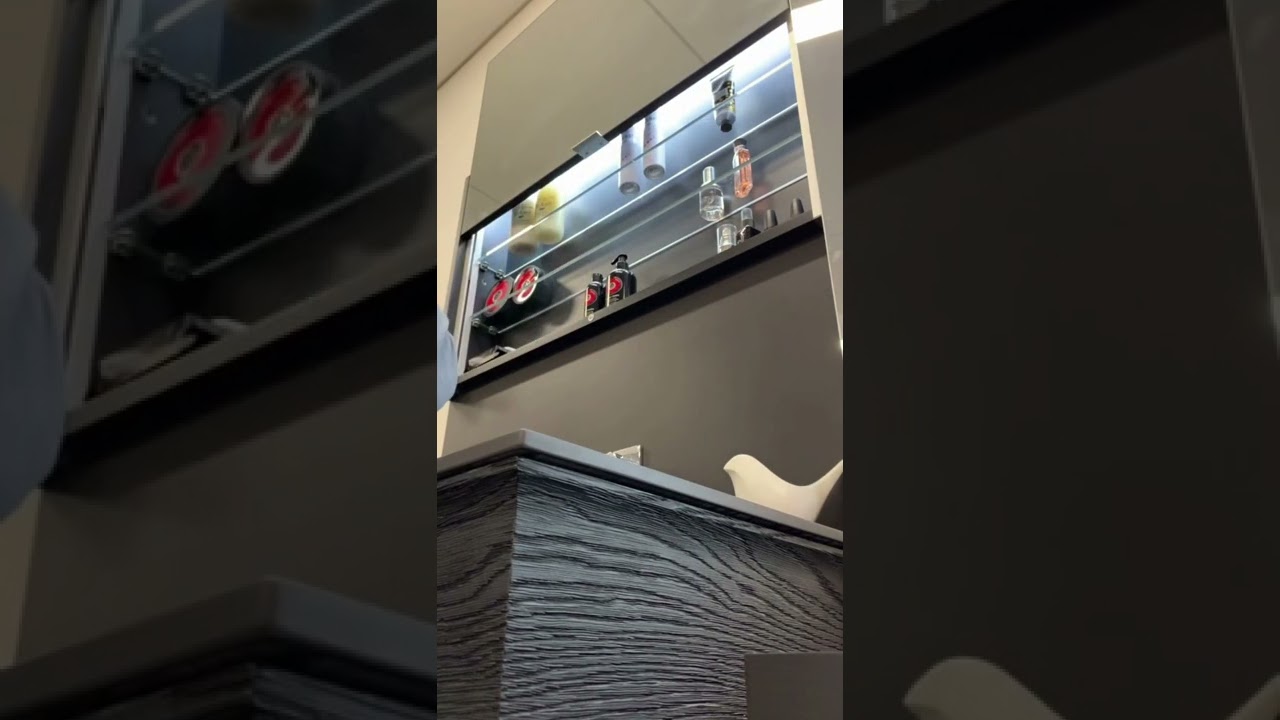 Vertical Sliding Door Hardware from Häfele 