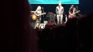Lucinda Williams w/Amos Lee  2016-11-30 Beacon Theatre NYC &quot;Little Angel, Little Brother&quot; Schoeps&quot;