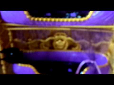Обзор Клодин Вульф 'DEAD TIRED' с кроватью