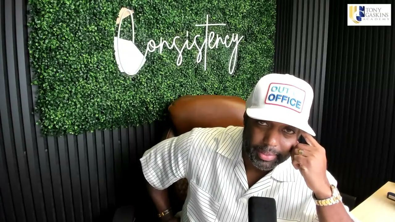 What Should A Woman Wear On The First Date?