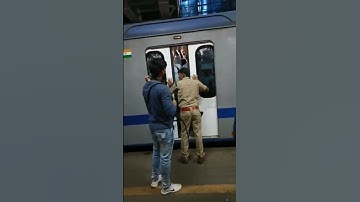 Thumbnail of AC Local Train Me Yesa Bhi Hota hei🤢 #shorts #youtubeshorts #mumbai #localtrain