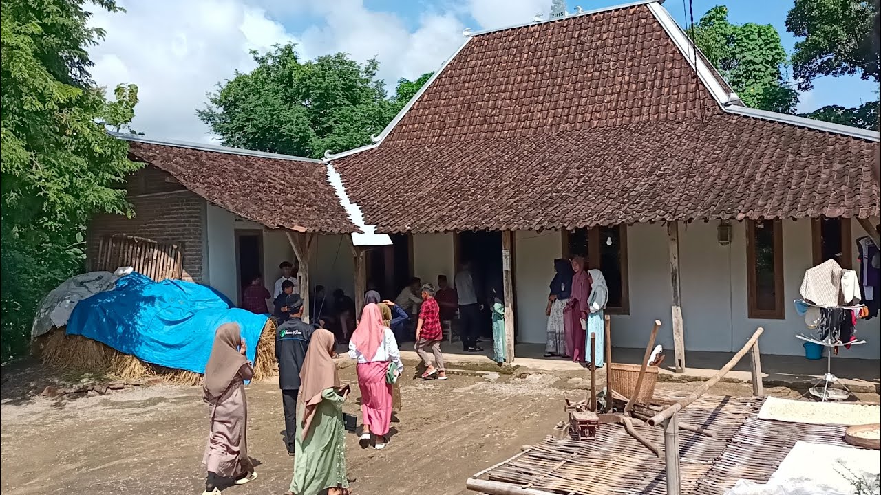 suasana LEBARAN 2024 di kampung Wonogiri