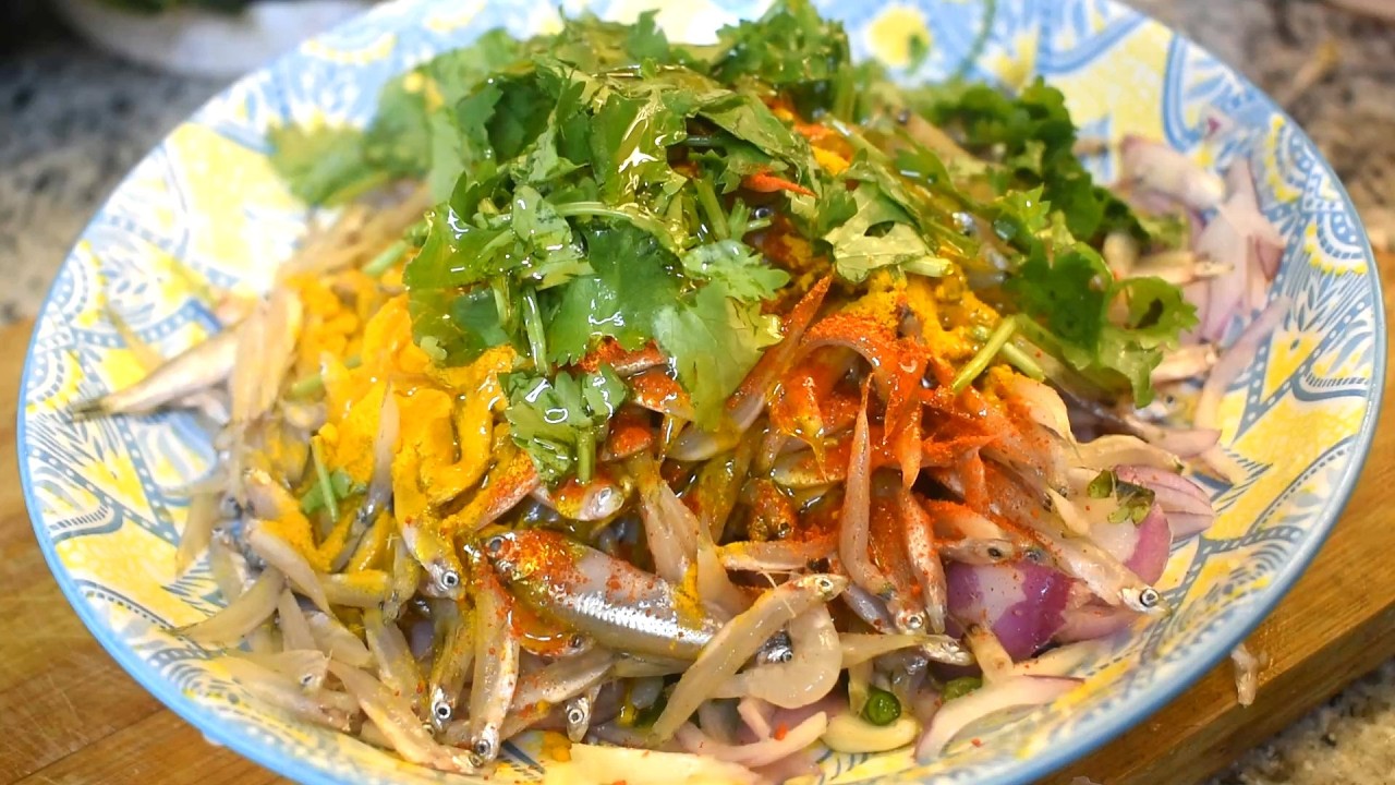 এভাবে কাচকি মাছ রান্না করলে গরম ভাতের সাথে আর কিছু লাগবে না || Kachki macher paturi || Kachki mach