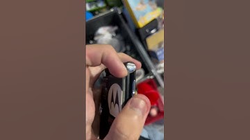 #motorola 2005 Motorola Razr V3 used & unlocked. Video by: 2021 iP 13, 2024.04