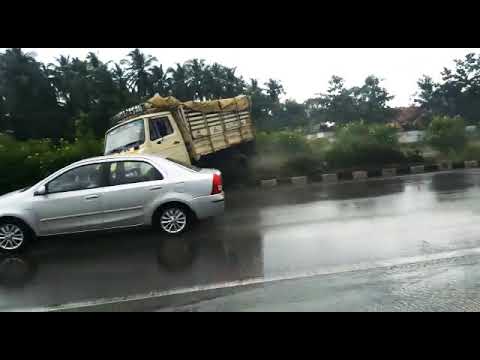 funny-indian-truck-driver's-accidents