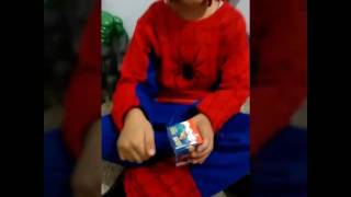 Homem Aranha Ovinho Surpresa - Spiderman Little Egg Surprise