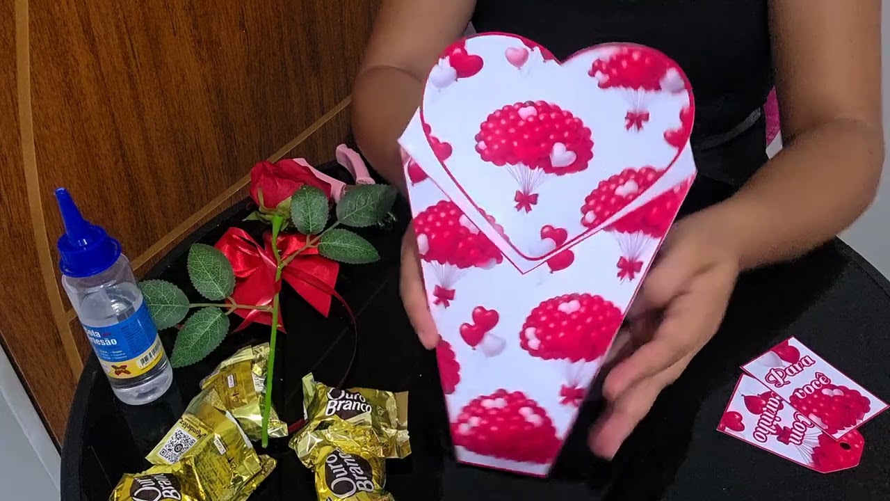 Buquê criativo lindo e fácil de montar utilizando papel fotográfico A4 