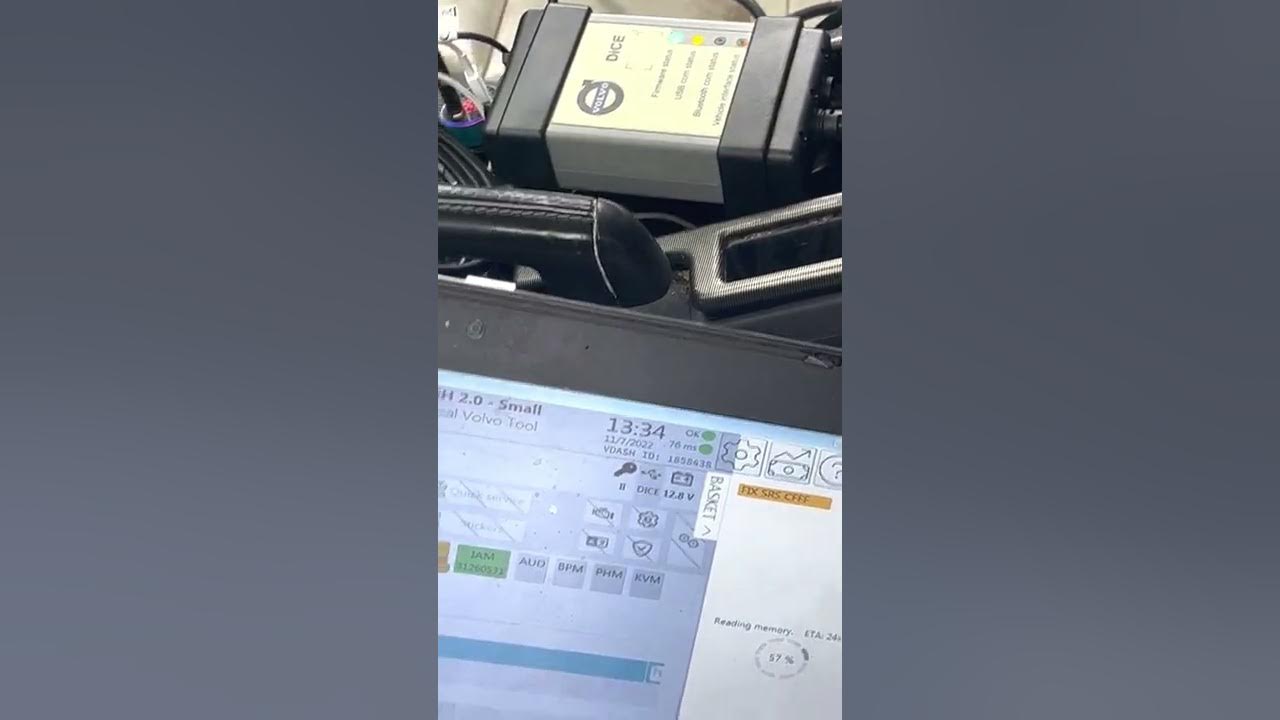 Volvo v50 SRS airbag light reset with vida dice diagnostic tool using vida dash. Worked!!! YouTube