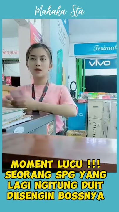 SPG lagi ngitung duit diisengin bosnya