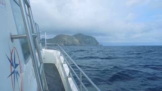 Approaching Hirta, panning round north to Stac Lee and Boreray; St. Kilda islands, 11th May 2017